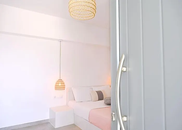 Apartment Cycladic Nest In Dryopida *